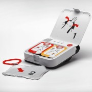 LIFEPAK CR2 Open Right w Electrodes.jpg